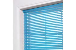 ColourMatch PVC Venetian Blind - 4ft - Crystal Blue